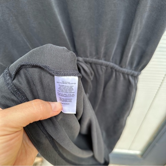 Lou & grey gray medium short fold over sleeve drawstring dress with pockets - Picture 4 of 5